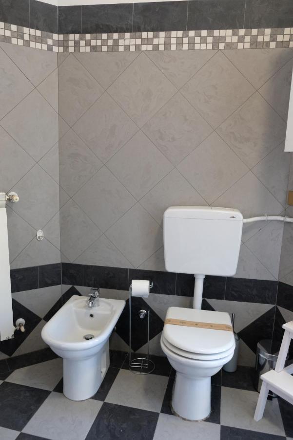 Adria Art Apartments 1 Luaran gambar